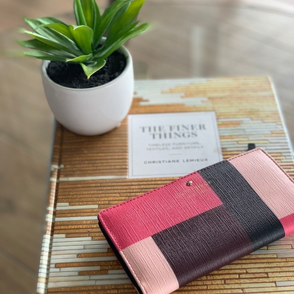 Kate Spade Leather Wallet - Picture 1 of 5